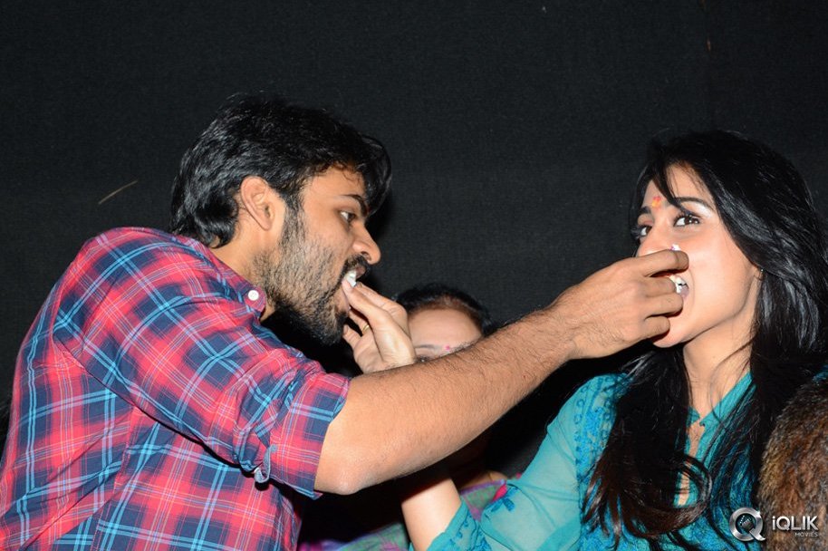 Pilla-Nuvvu-Leni-Jeevitham-Movie-Success-Tour